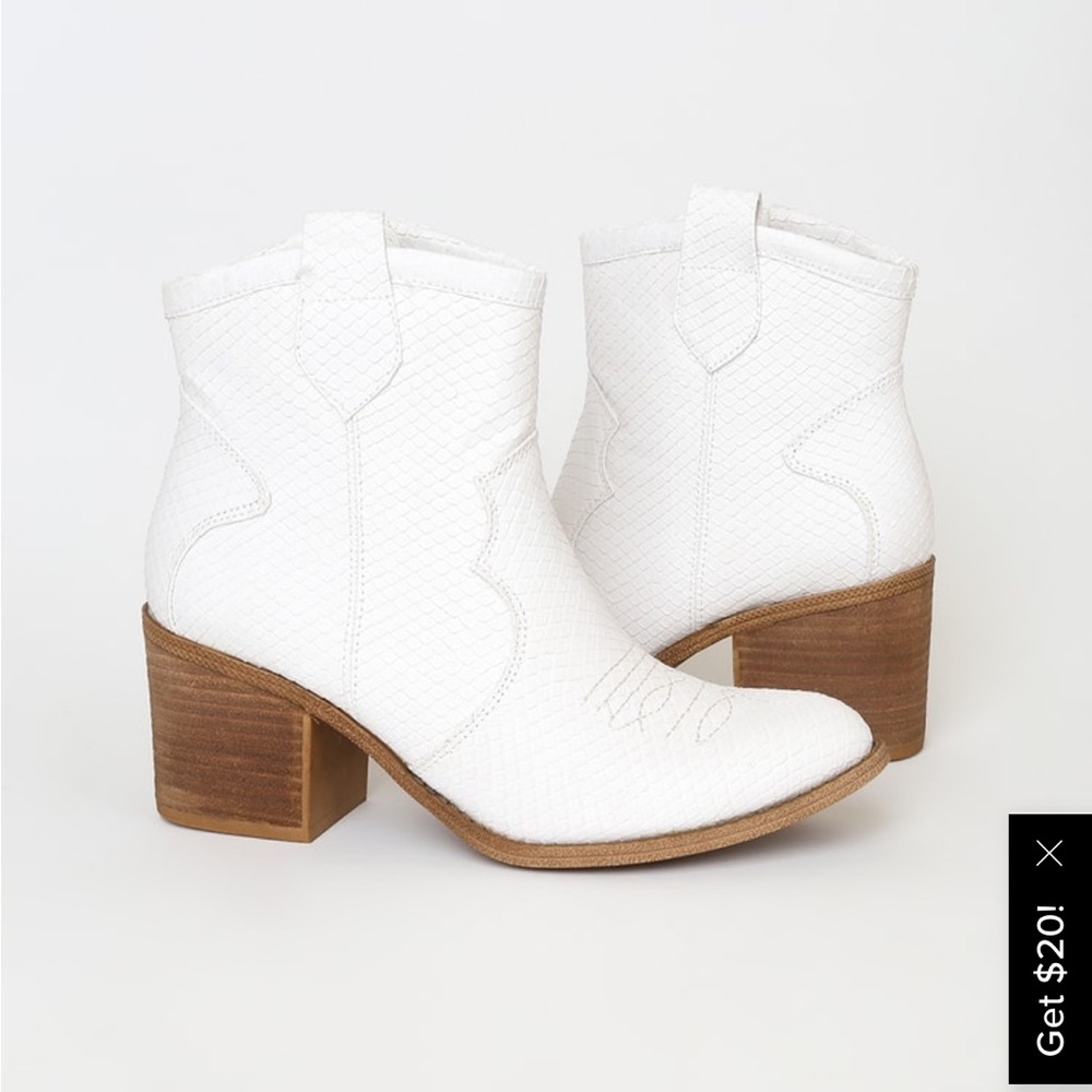White cowgirl boots